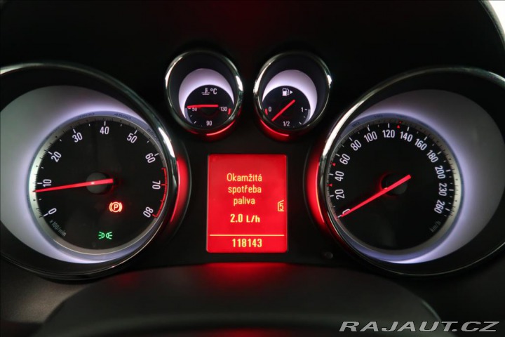 Opel Astra 1,4 Turbo 103kW Sport 2011