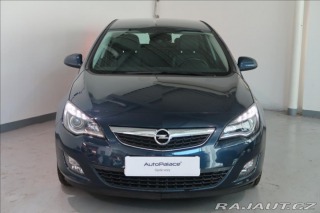 Opel Astra 1,4 Turbo 103kW Sport 2011