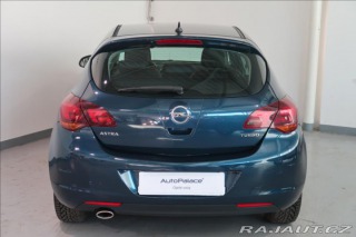 Opel Astra 1,4 Turbo 103kW Sport 2011