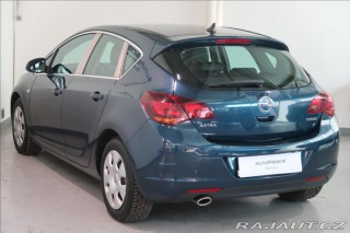 Opel Astra 1,4 Turbo 103kW Sport 2011