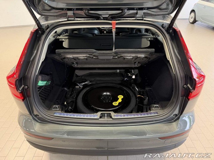 Volvo V60 B4 2.0L 197+14 HP AT7 FWD 2025
