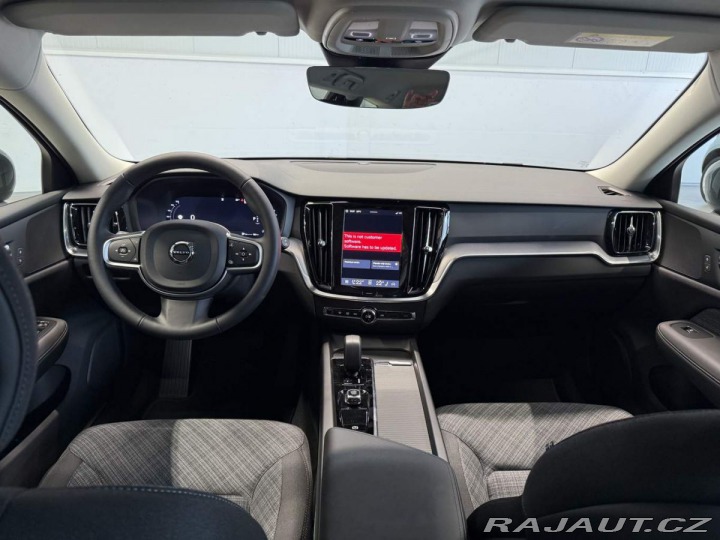 Volvo V60 B4 2.0L 197+14 HP AT7 FWD 2025