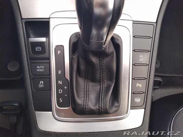 Volkswagen Passat Variant 2.0 TDI DSG Alcan 2011