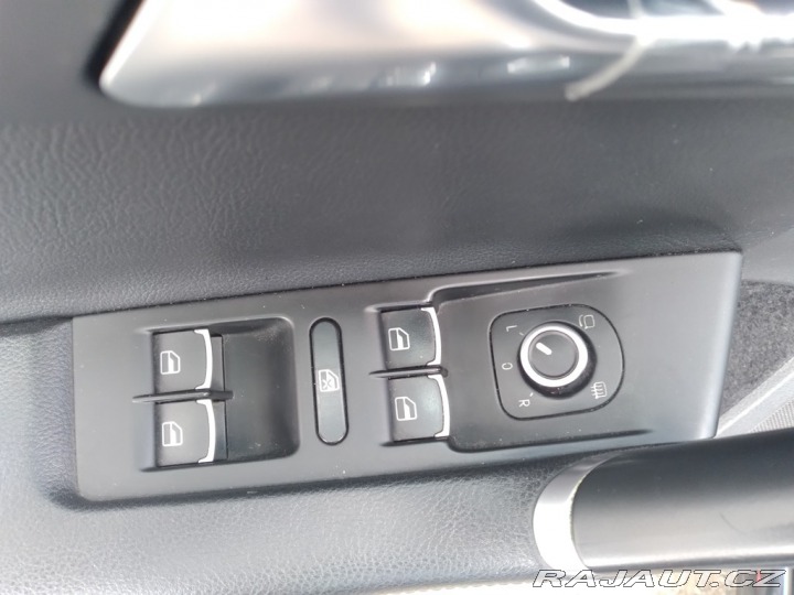 Volkswagen Passat Variant 2.0 TDI DSG Alcan 2011