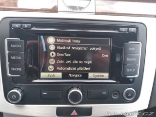 Volkswagen Passat Variant 2.0 TDI DSG Alcan 2011
