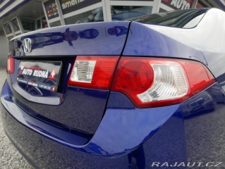 Honda Accord 2,4 i-VTEC Automat REZERV 2010