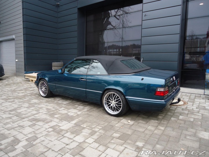 Mercedes-Benz E E200 cabrio W124 1995