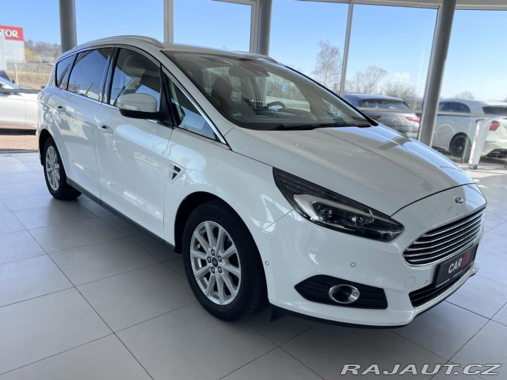 Ford S-MAX 2,0TDCi Aut*Titanium*Tažn 2018