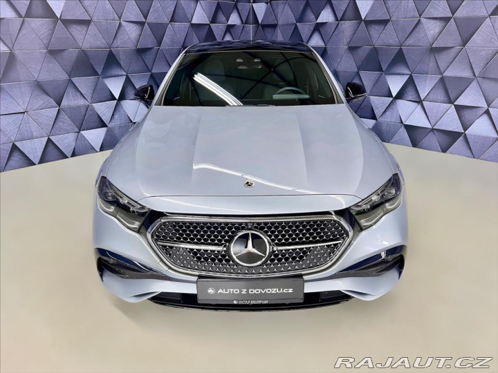 Mercedes-Benz E 220d 4MATIC AMG, WEBASTO, 2025