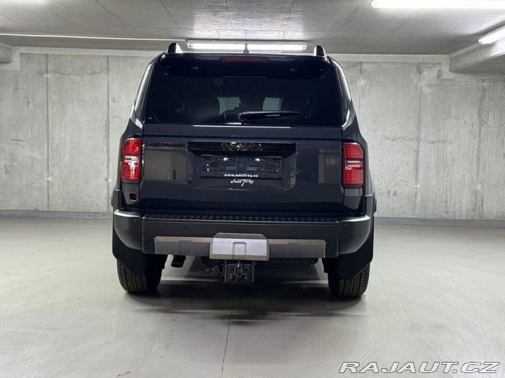 Toyota Land Cruiser 2.8 D-4D 204 k Invincible 2025