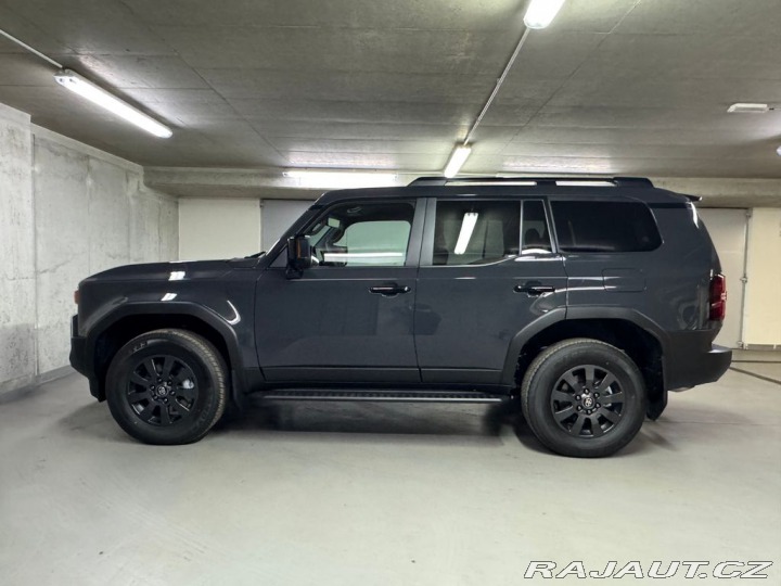 Toyota Land Cruiser 2.8 D-4D 204 k Invincible 2025