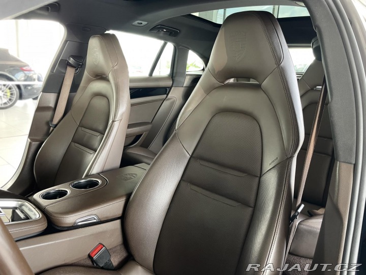 Porsche Panamera 4 E-Hybrid*Matrix*REZERVA 2019