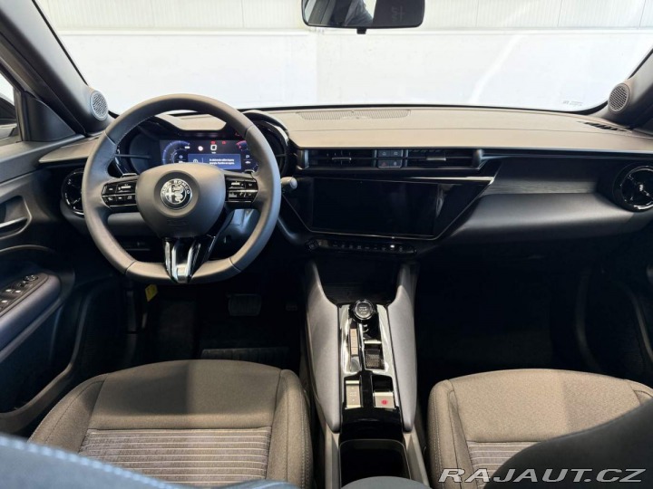 Alfa Romeo Junior Ibrida 1.2 Turbo Hybrid 1 2024