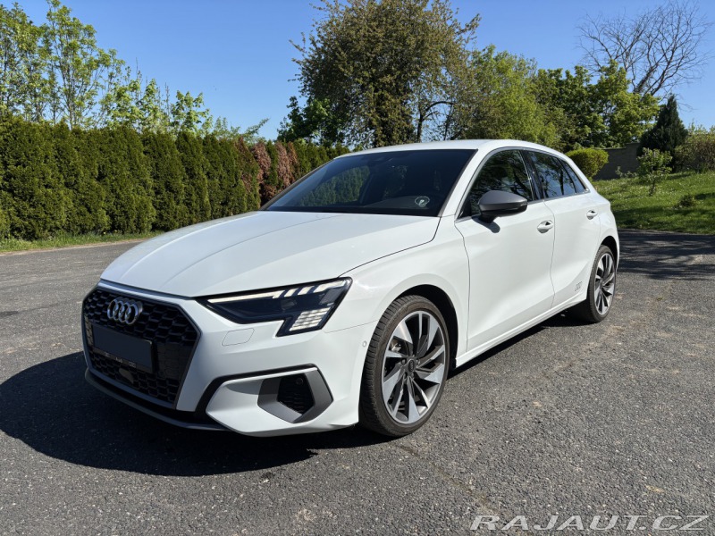 Audi A3 S-LINE výbava Virtual coc