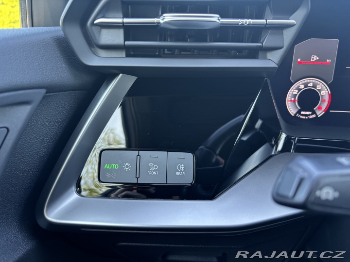 Audi A3 S-LINE výbava Virtual coc 2020