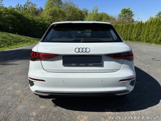 Audi A3 S-LINE výbava Virtual coc 2020