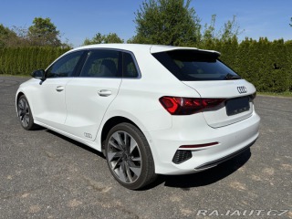 Audi A3 S-LINE výbava Virtual coc 2020