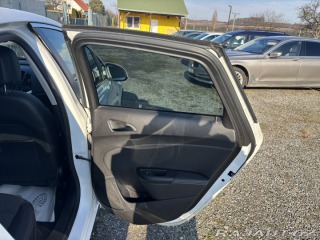 Opel Astra Vyhř. sedačky, P. senzory 2016