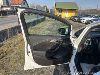 Opel Astra Vyhř. sedačky, P. senzory 2016