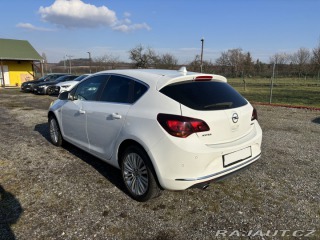 Opel Astra Vyhř. sedačky, P. senzory 2016