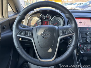 Opel Astra Vyhř. sedačky, P. senzory 2016
