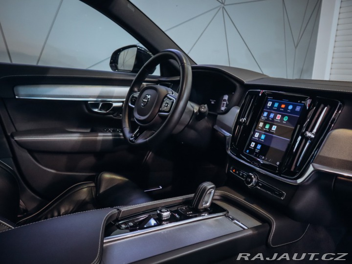 Volvo V90 B4 R-Design AWD 2022