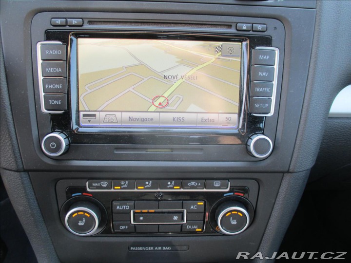 Volkswagen Golf 1,4 TSi 118kw DSG odpočet 2012