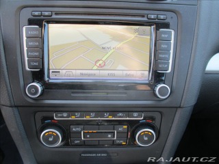 Volkswagen Golf 1,4 TSi 118kw DSG odpočet 2012
