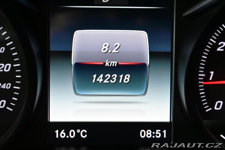 Mercedes-Benz GLC 2,0 250 4Matic Coupé Záru 2018
