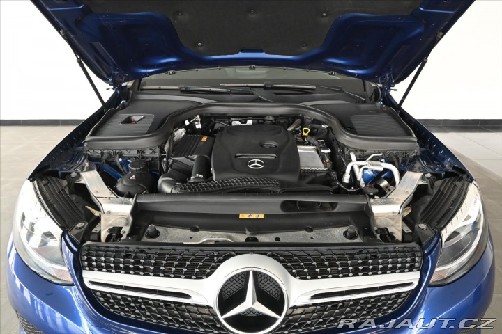 Mercedes-Benz GLC 2,0 250 4Matic Coupé Záru 2018
