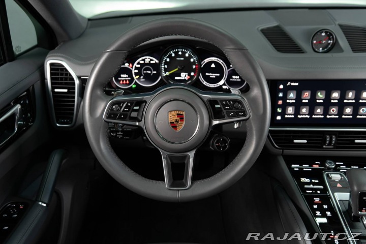 Porsche Cayenne 2022
