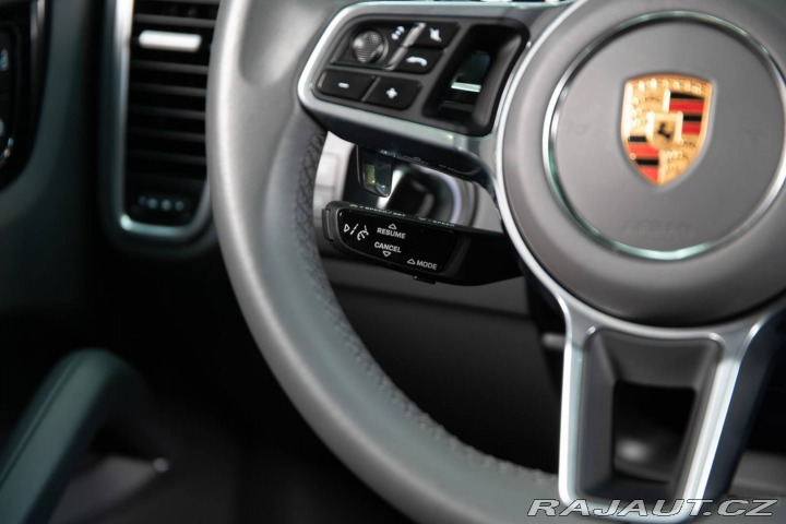 Porsche Cayenne 2022
