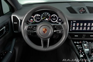 Porsche Cayenne  2022