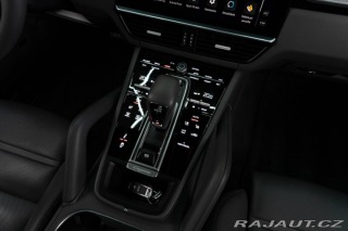 Porsche Cayenne  2022
