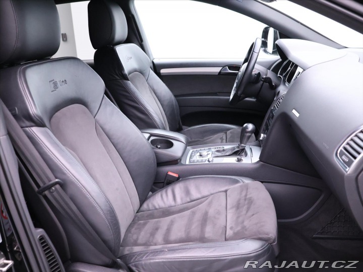 Audi Q7 3,0 TDI Aut. S-line CZ 7- 2008