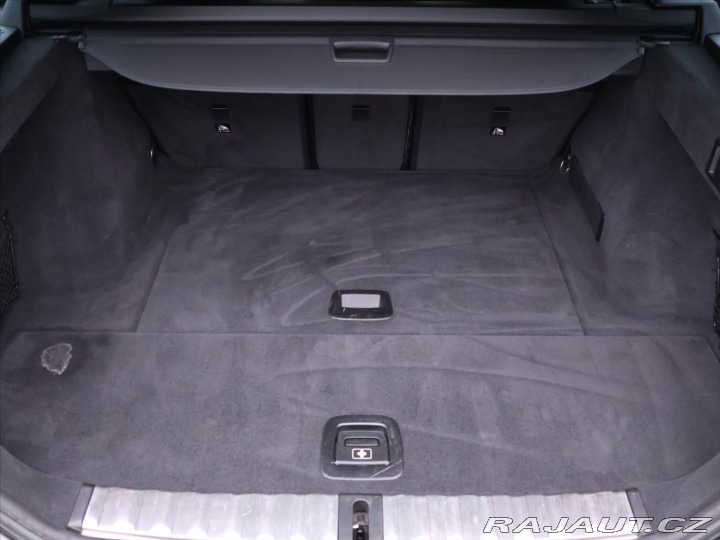 BMW 3 2,0 318d Mpaket pano H/K 2021