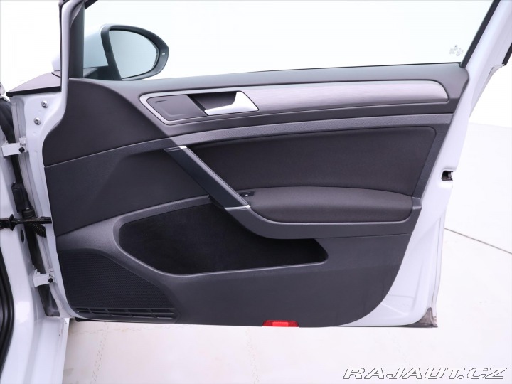 Volkswagen Golf 1,6 TDI CZ Comfortline Kl 2017