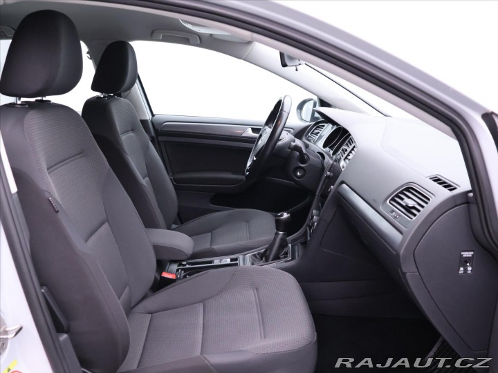 Volkswagen Golf 1,6 TDI CZ Comfortline Kl 2017