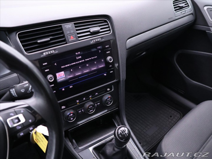 Volkswagen Golf 1,6 TDI CZ Comfortline Kl 2017
