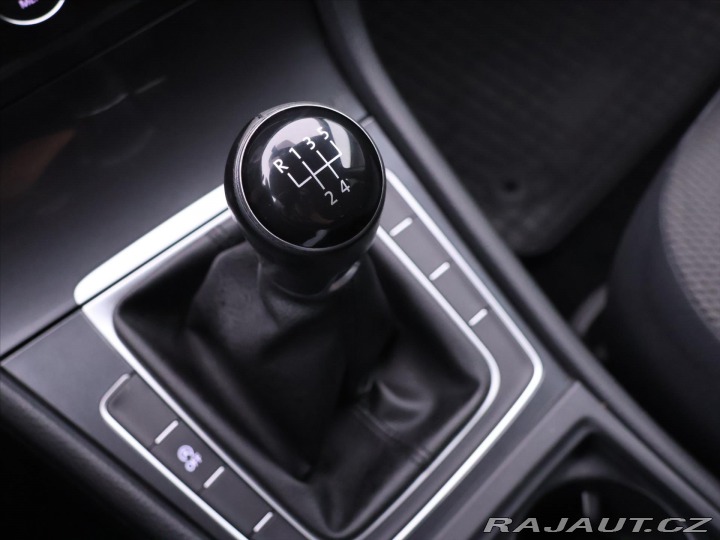 Volkswagen Golf 1,6 TDI CZ Comfortline Kl 2017