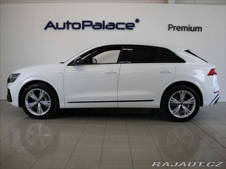Audi Q8 3,0 55TFSi S-Line AKČNÍ C 2023