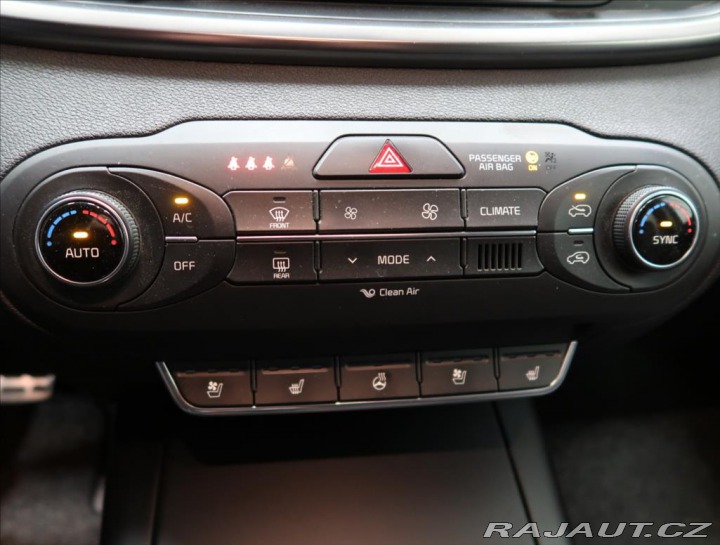 Kia Sorento 2,2 CRDi 4x4 147 kW AUT 2015