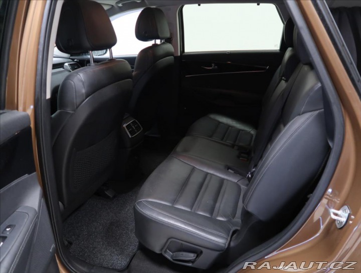 Kia Sorento 2,2 CRDi 4x4 147 kW AUT 2015