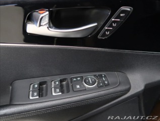 Kia Sorento 2,2 CRDi 4x4 147 kW AUT 2015