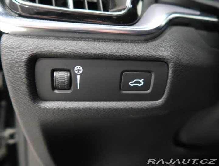 Volvo V60 2,0 D4 AWD AUT CROSS COUN 2019