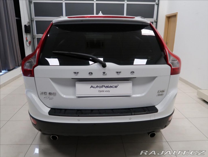 Volvo XC60 2,4 D5 Summum AWD AUT 2011