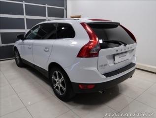 Volvo XC60 2,4 D5 Summum AWD AUT 2011