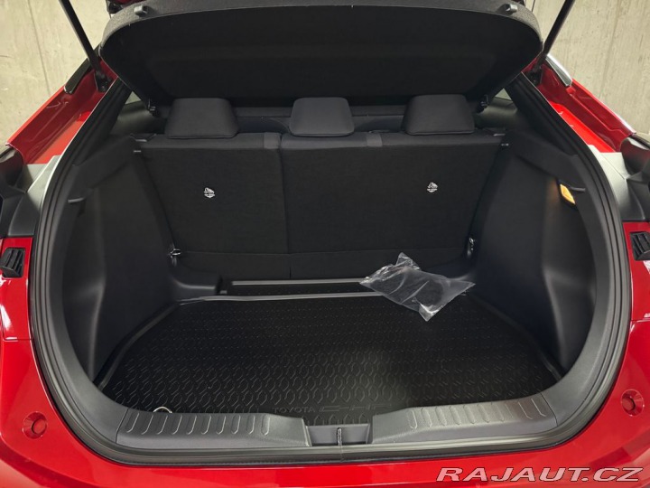 Toyota C-HR Style 1.8 Hybrid 90kW E-C 2026