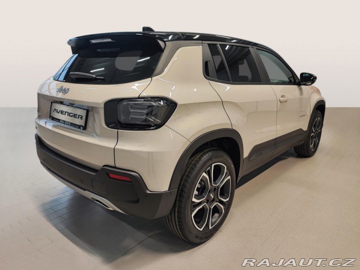 Jeep Avenger Summit 1.2 Turbo e-Hybrid 2024