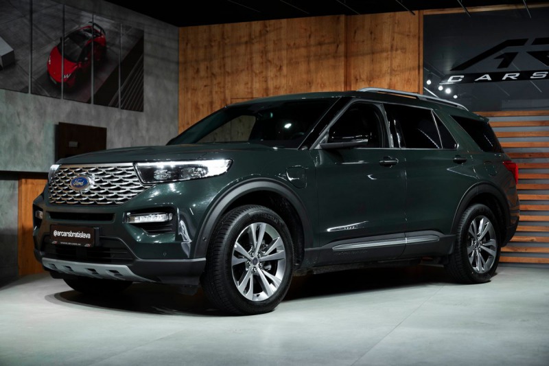Ford Explorer Platinum Plug-in-Hybrid 4